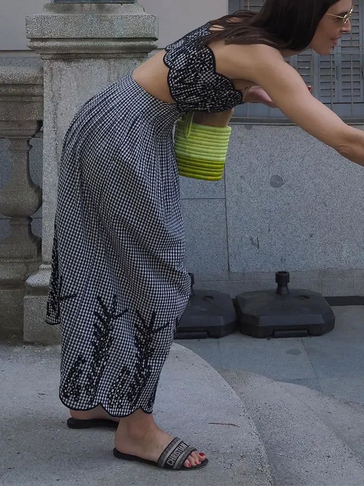 Clara - Stylish Gingham Dress