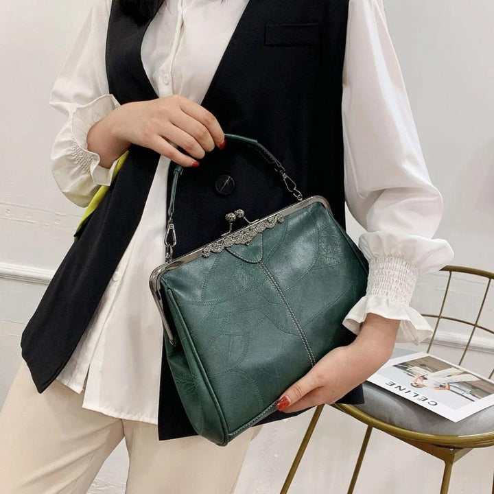 Mila - Vintage torba s elegantnom preklopnom kopčom