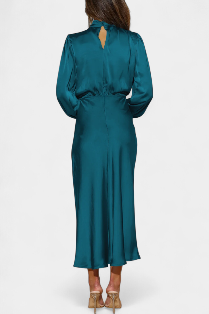 Marija Maxi Haljina s Visokim Ovratnikom i Cvjetnim Detaljima